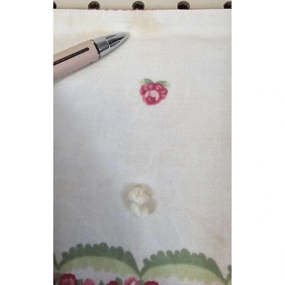 Vintage Handmade Wholecloth Crib Quilt Blanket Pink Roses Paisley Tied